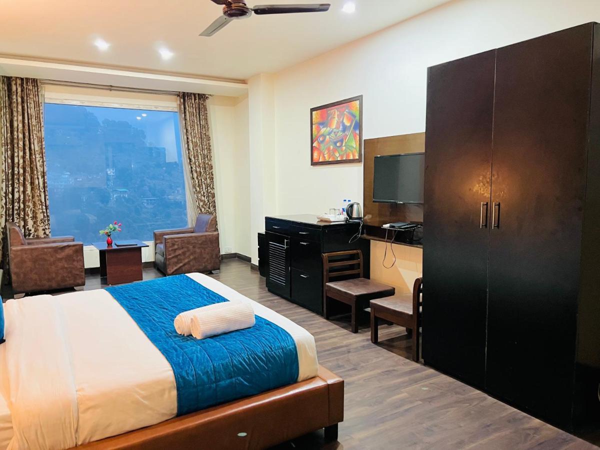 Eagle Nest Dharamshala Hotel Bagian luar foto